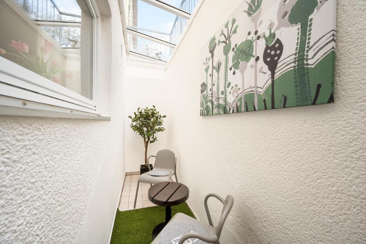 1Br 2Beds - Kleiner Privater Innenhof- Barrierefrei! -Frisch Saniert - Mozart Eins Bietigheim-Bissingen Dış mekan fotoğraf